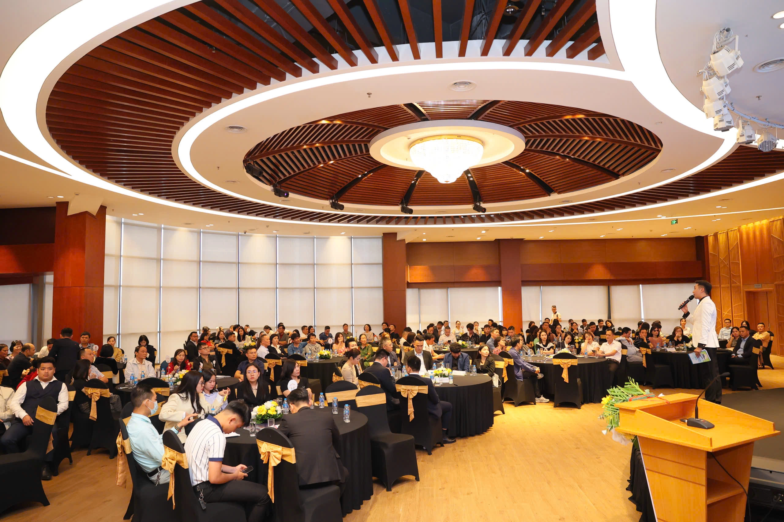 z7158398014431-8b621f5d2a84d5ce7f02ec723ac782bd